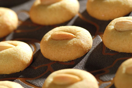 Boules aux amandes