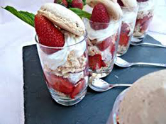 Fraises Meringues Chantilly