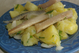 Salade de pommes de terre et harengs aux échalottes
