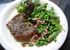 Côtes de veau à la sauge et aux petits pois